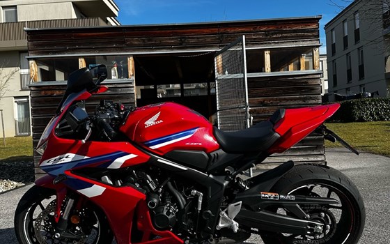 Gebrauchtmotorrad Honda CBR650R E-Clutch - Bild 2