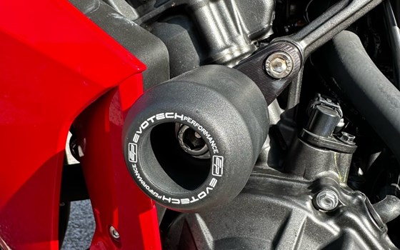 Gebrauchtmotorrad Honda CBR650R E-Clutch - Bild 8