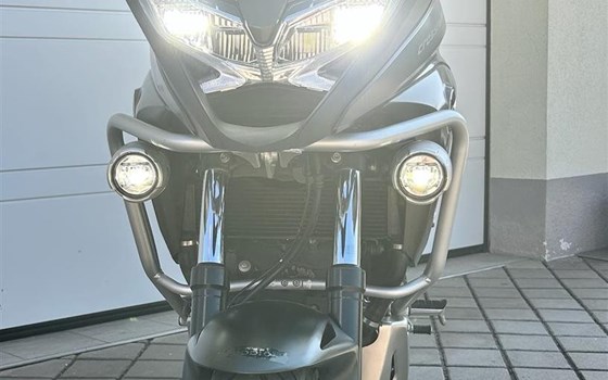 Gebrauchtmotorrad Honda VFR 800 F - Bild 3