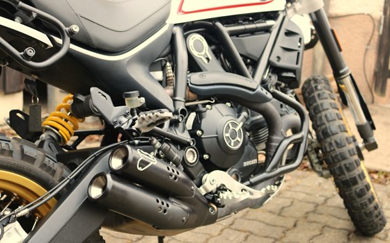 Gebrauchtmotorrad Ducati Scrambler Desert Sled - Bild 5