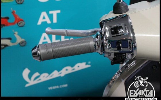 Neufahrzeug Vespa GTS 125 - Bild 17