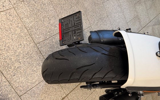 Gebrauchtmotorrad Harley-Davidson CVO Fat Bob FXDFSE - Bild 2