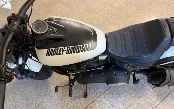 Gebrauchtmotorrad Harley-Davidson CVO Fat Bob FXDFSE - Bild 4