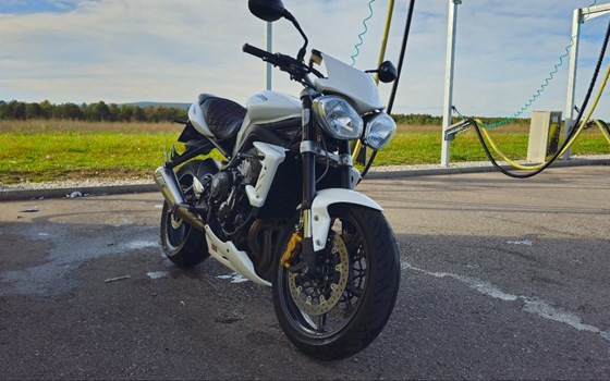 Gebrauchtmotorrad Triumph Street Triple 675 R - Bild 4