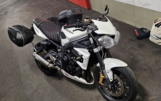 Gebrauchtmotorrad Triumph Street Triple 675 R - Bild 5
