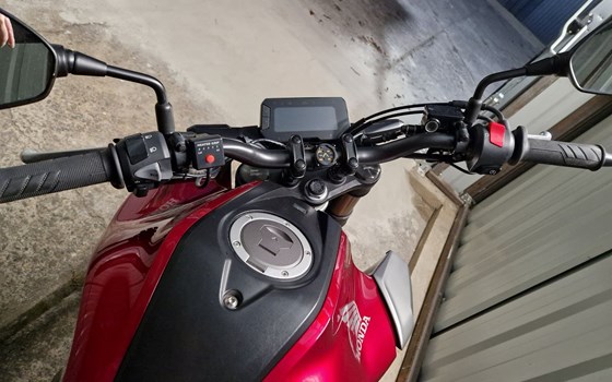 Gebrauchtmotorrad Honda CB125R - Bild 10