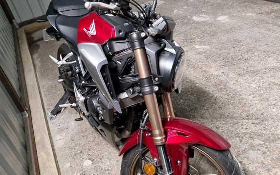 Gebrauchtmotorrad Honda CB125R - Bild 4