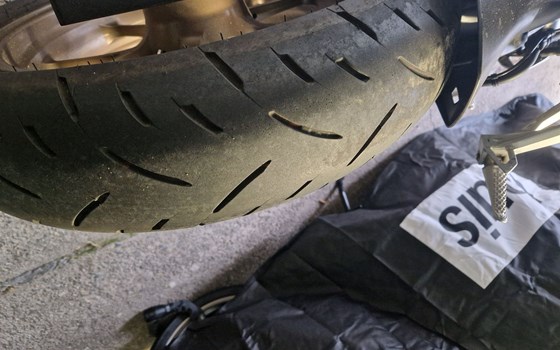 Gebrauchtmotorrad Honda CB125R - Bild 9