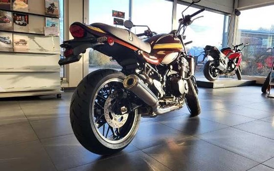 Gebrauchtmotorrad Kawasaki Z900 RS - Bild 3