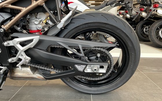 Gebrauchtmotorrad BMW S 1000 R - Bild 11