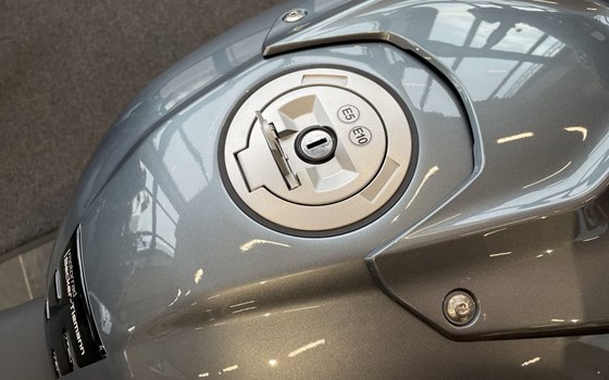 Gebrauchtmotorrad BMW S 1000 R - Bild 13