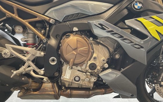 Gebrauchtmotorrad BMW S 1000 R - Bild 9