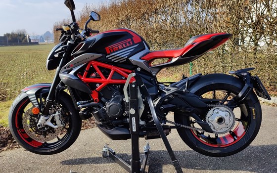 Gebrauchtmotorrad MV Agusta Brutale 800 RR Pirelli - Bild 6