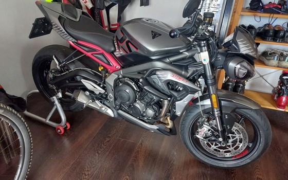 Gebrauchtmotorrad Triumph Street Triple 765 RS - Bild 2