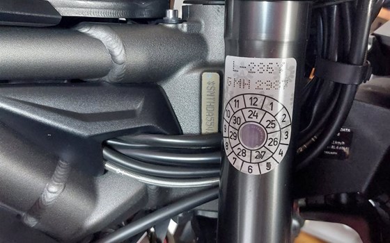 Gebrauchtmotorrad Triumph Street Triple 765 RS - Bild 4