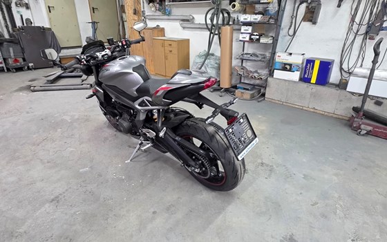 Gebrauchtmotorrad Triumph Street Triple 765 RS - Bild 4