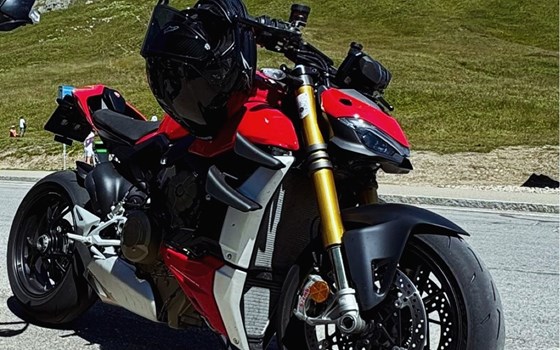 Gebrauchtmotorrad Ducati Streetfighter V4 S - Bild 5