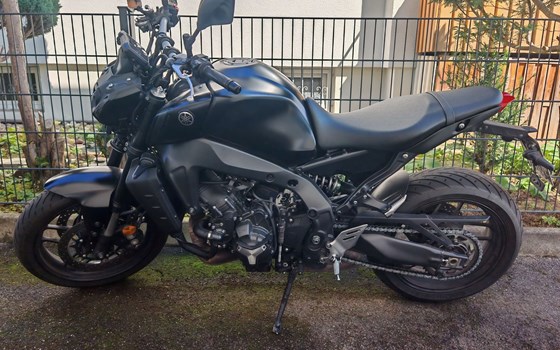 Gebrauchtmotorrad Yamaha MT-09 - Bild 3