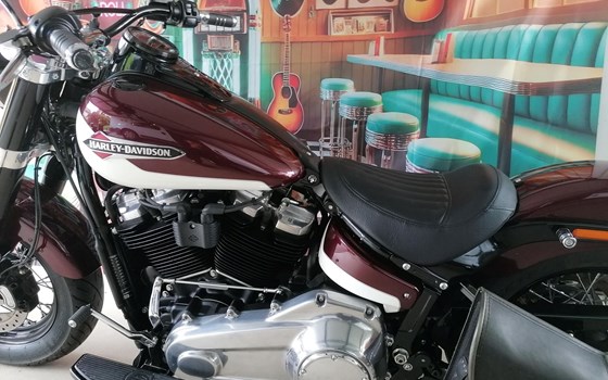 Gebrauchtmotorrad Harley-Davidson Softail Slim FLSL - Bild 4