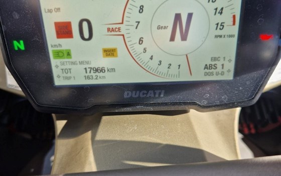 Gebrauchtmotorrad Ducati Panigale V4 - Bild 4