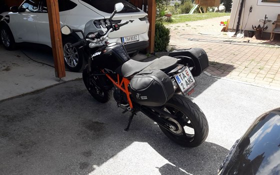 Gebrauchtmotorrad KTM 690 Duke - Bild 3