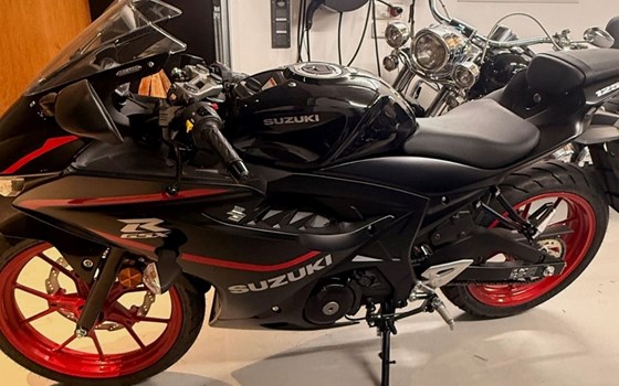Gebrauchtmotorrad Suzuki GSX-R125 - Bild 3