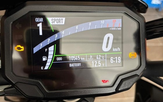 Gebrauchtmotorrad Kawasaki Z900 SE - Bild 6