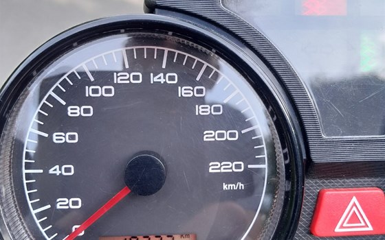 Gebrauchtmotorrad Moto Guzzi Breva 750 - Bild 2