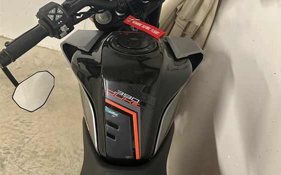 Motorrad Occasion KTM 390 Duke - Bild 3