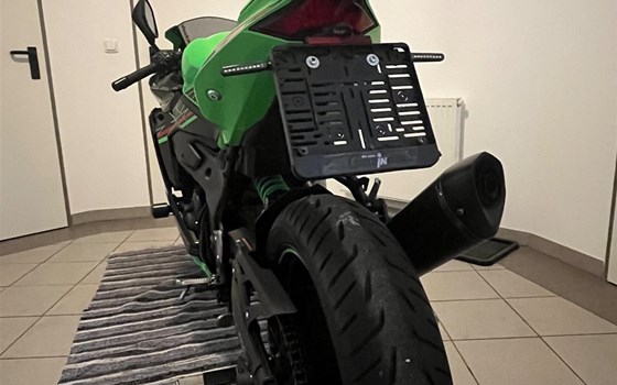Gebrauchtmotorrad Kawasaki Ninja ZX-4RR - Bild 5