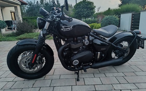 Gebrauchtmotorrad Triumph Bonneville Bobber Black - Bild 4