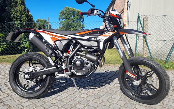 Gebrauchtmotorrad Beta RR 125 4T SM - Bild 1