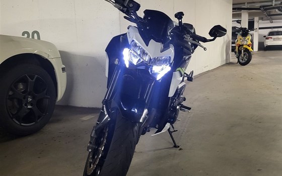 Gebrauchtmotorrad Kawasaki Z900 - Bild 1