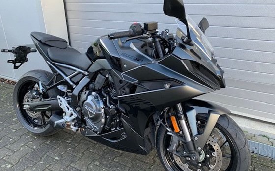Gebrauchtmotorrad Suzuki GSX-8R - Bild 2
