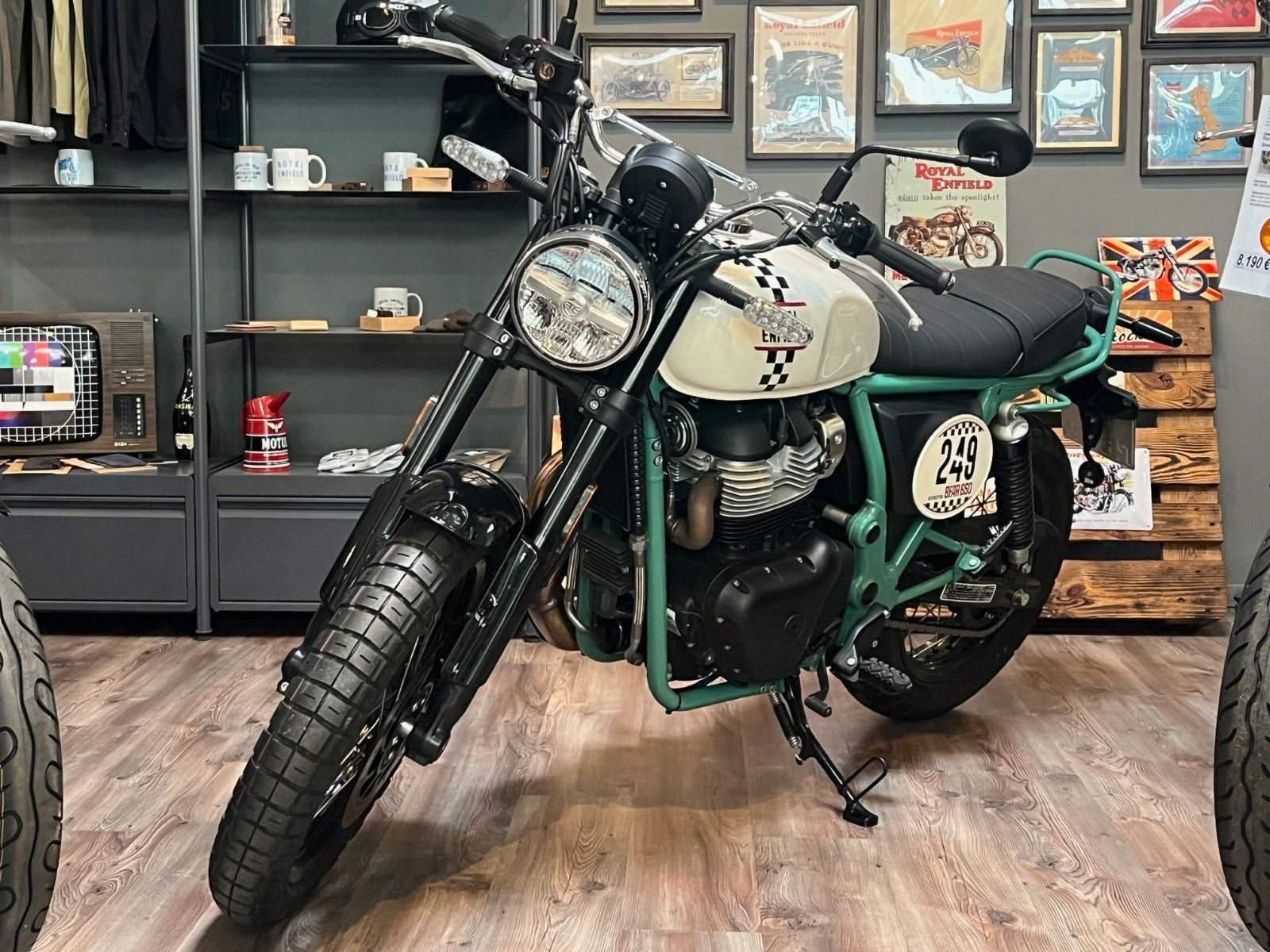 Royal Enfield Bear 650