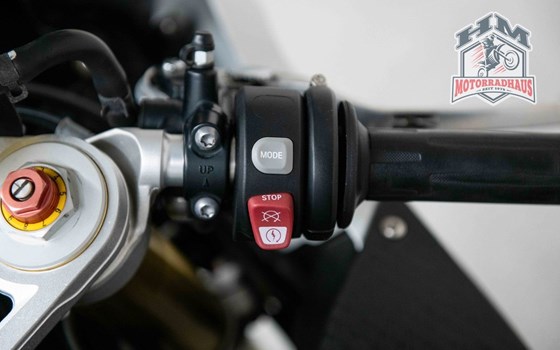 Gebrauchtmotorrad BMW S 1000 RR - Bild 7