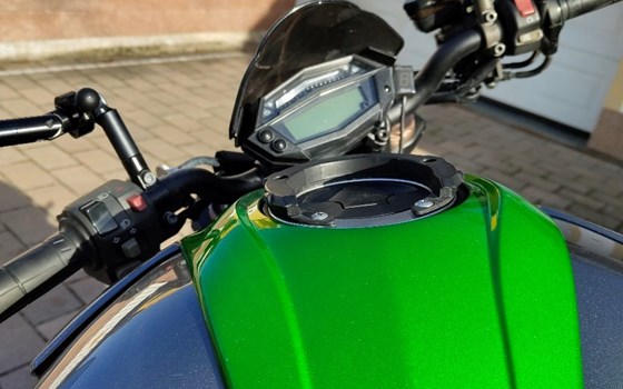 Gebrauchtmotorrad Kawasaki Z1000 - Bild 7