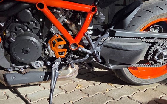 Gebrauchtmotorrad KTM 1290 Super Duke R - Bild 2