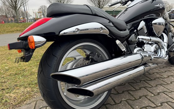 Gebrauchtmotorrad Suzuki VZR 1800 - Bild 3