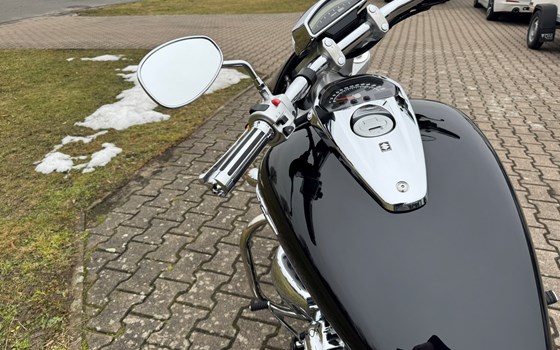 Gebrauchtmotorrad Suzuki VZR 1800 - Bild 9