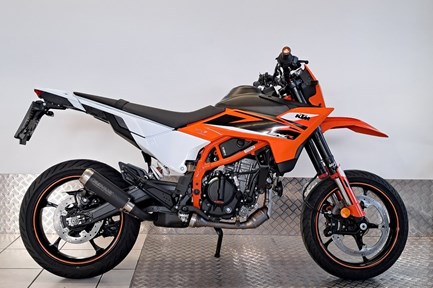 KTM 125 SMC R
