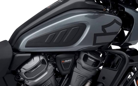 Gebrauchtmotorrad Harley-Davidson Pan America 1250 Special - Bild 2