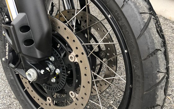 Gebrauchtmotorrad Moto Guzzi V85 TT Guardia d'Onore - Bild 3