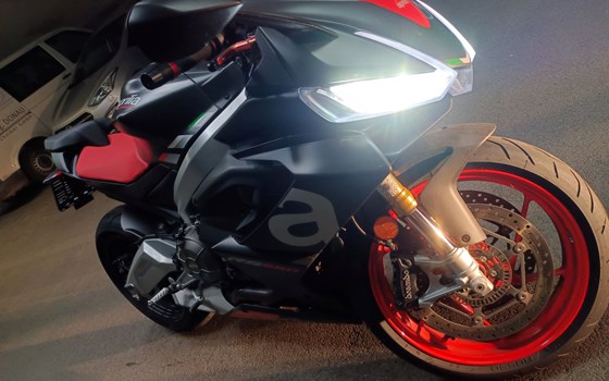 Gebrauchtmotorrad Aprilia RS 660 - Bild 1
