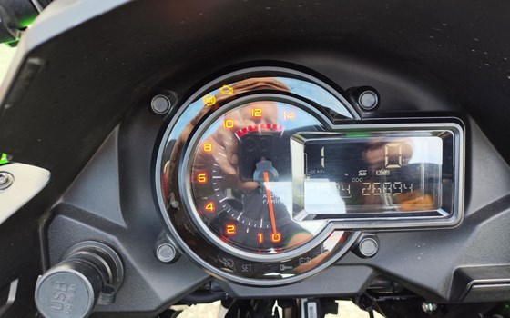 Gebrauchtmotorrad Kawasaki Versys 1000 S - Bild 4