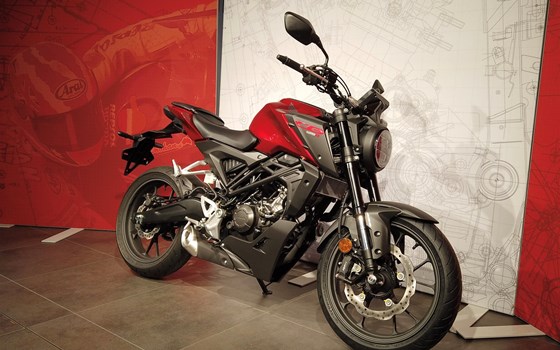 Neufahrzeug Honda CB125R - Bild 2