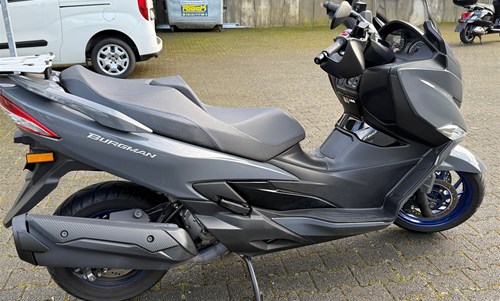 Suzuki Burgman 400
