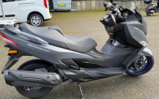 Gebrauchtmotorrad Suzuki Burgman 400 - Bild 1