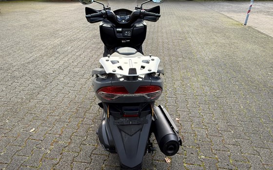 Gebrauchtmotorrad Suzuki Burgman 400 - Bild 9