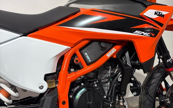 Neufahrzeug KTM 125 SMC R - Bild 4